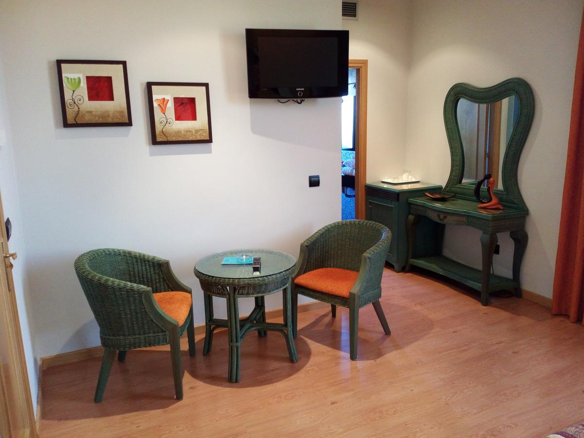 Camponaraya Motel Acropolis מראה חיצוני תמונה